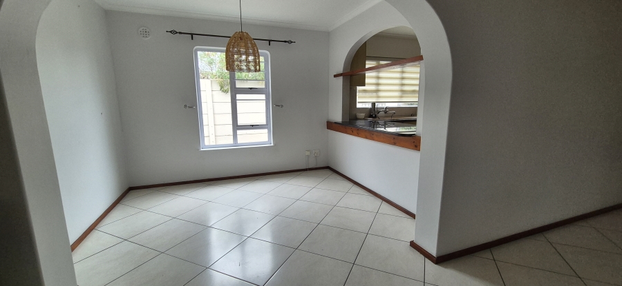 To Let 3 Bedroom Property for Rent in Waves Edge Western Cape